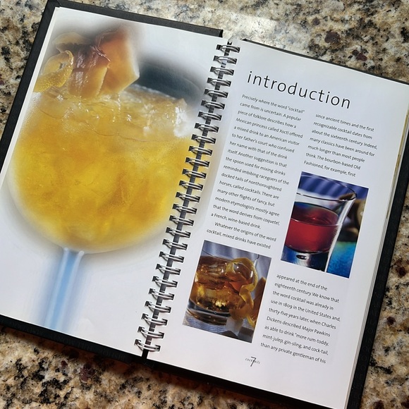 Hardcover Classic and Contemporary Cocktails cookbook - Picture 5 of 7